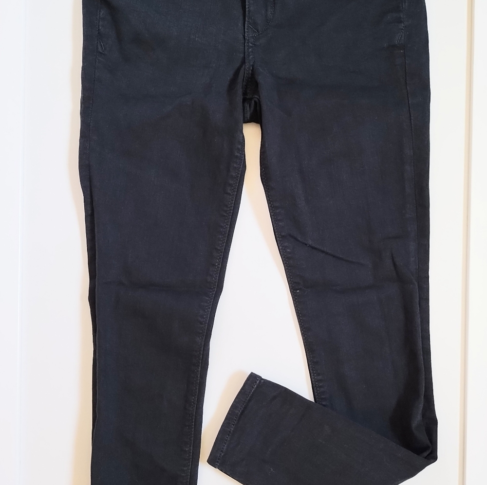 Denim - Picture 5 of 5